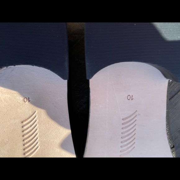 PAIGE, Madison Loafer - Italian Leather, Size 10 - Picture 10 of 12